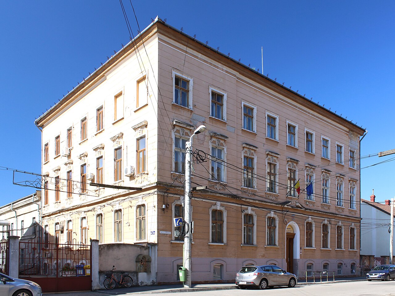 Palatul Georg Ladstätter