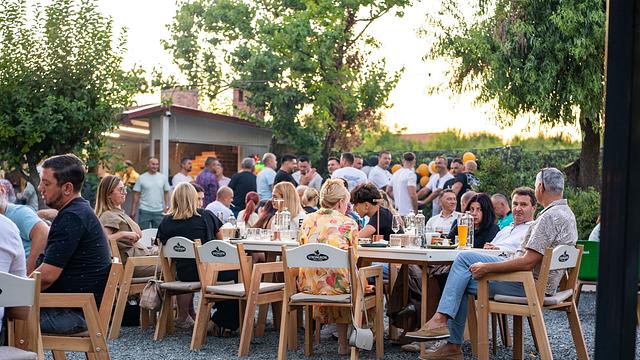 Zen Garden: grătar, verdeață și vibe relaxat în Curtea Maldini