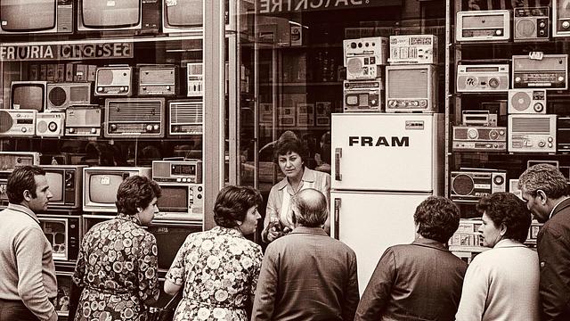 Frigiderul FRAM – de la simbol al gospodăriei românești la amintire cu nostalgie