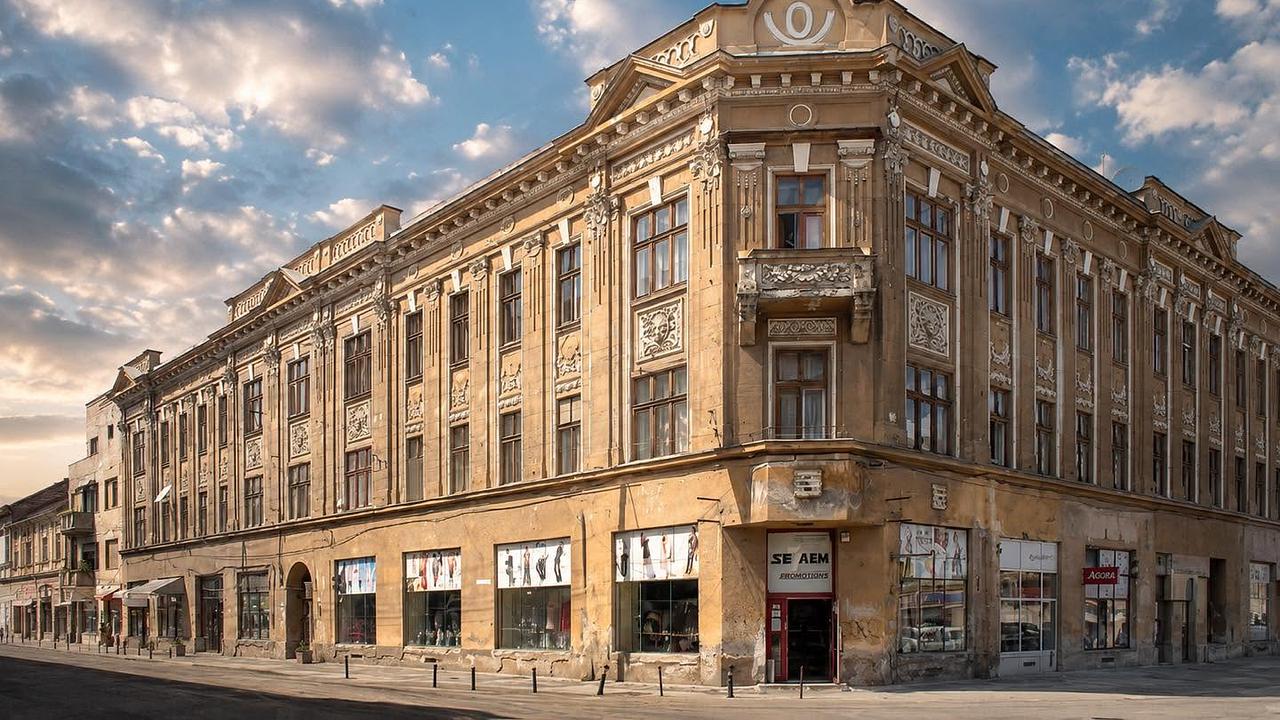 Palatul Contesei Anna Mirbach – una dintre bijuteriile Pieței Traian